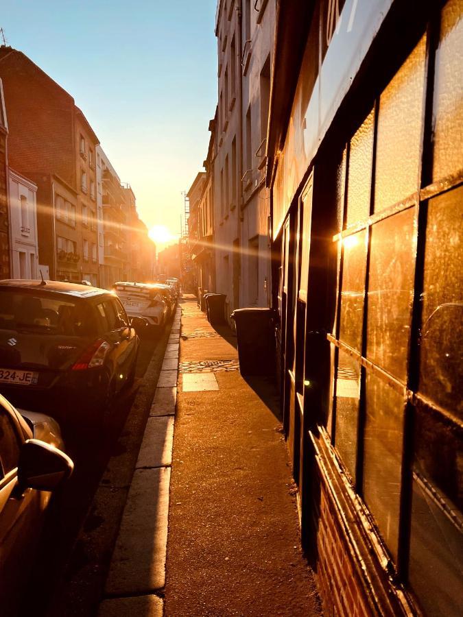 Le Petit Nid Perche Sous Les Toits, Vue Mer Le Havre Exterior foto